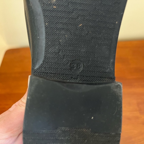 Bueno leather shoes women’s size 38 or 7.5. - Picture 2 of 7